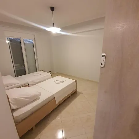 Front Sea View Spacious Apartment